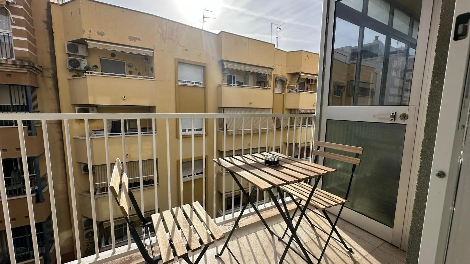 Habitacion Individual Con Terraza Malaga Homestay